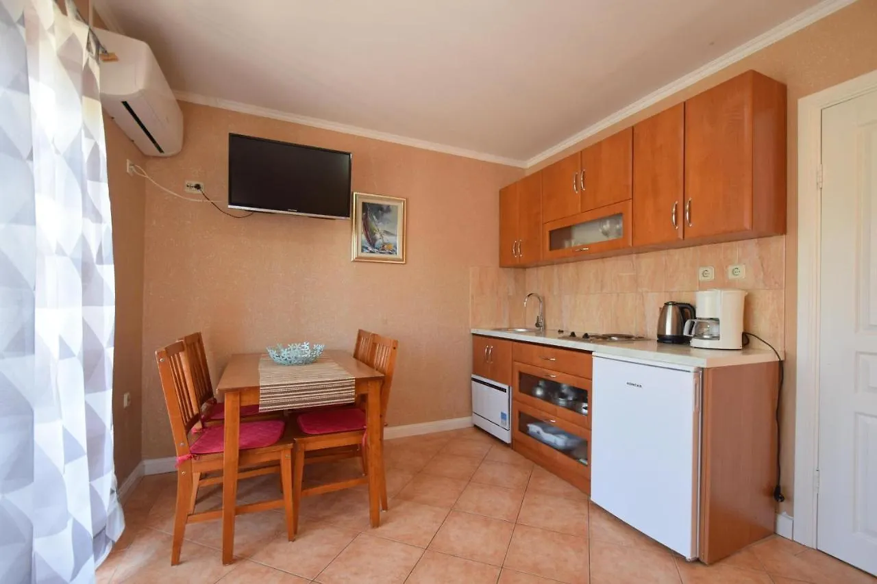 Apartments Jelica Njivice