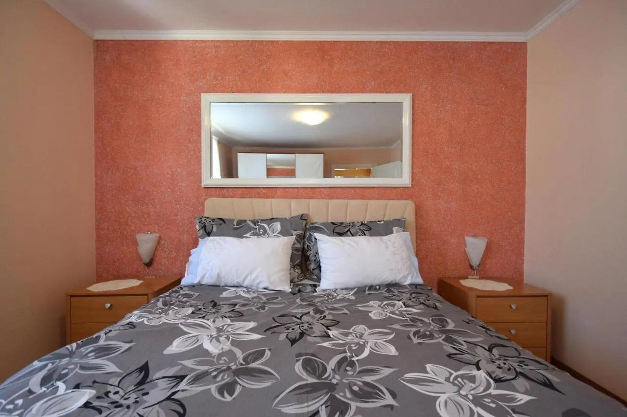 Apartments Jelica Njivice